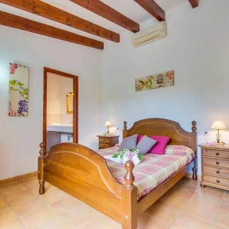Holiday home Holiday Sleeps 12 With Pool Air Con And Wifi Pollenca