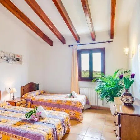 Holiday Sleeps 12 With Pool Air Con And Wifi Holiday home Pollenca