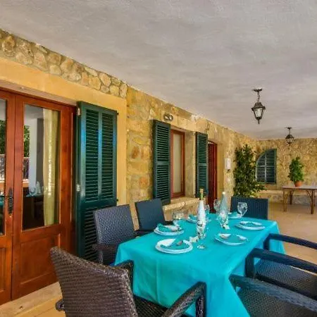 Holiday home Holiday Sleeps 12 With Pool Air Con And Wifi