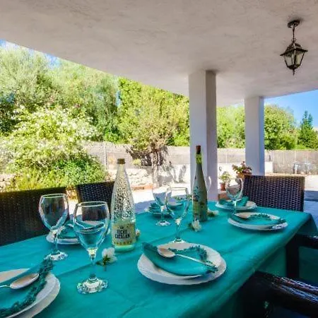 Holiday Sleeps 12 With Pool Air Con And Wifi Holiday home Pollenca