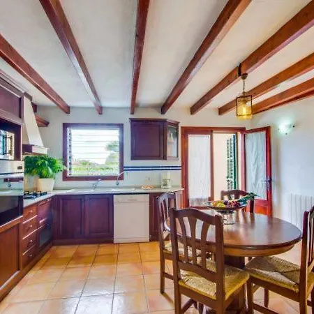 Holiday Sleeps 12 With Pool Air Con And Wifi *